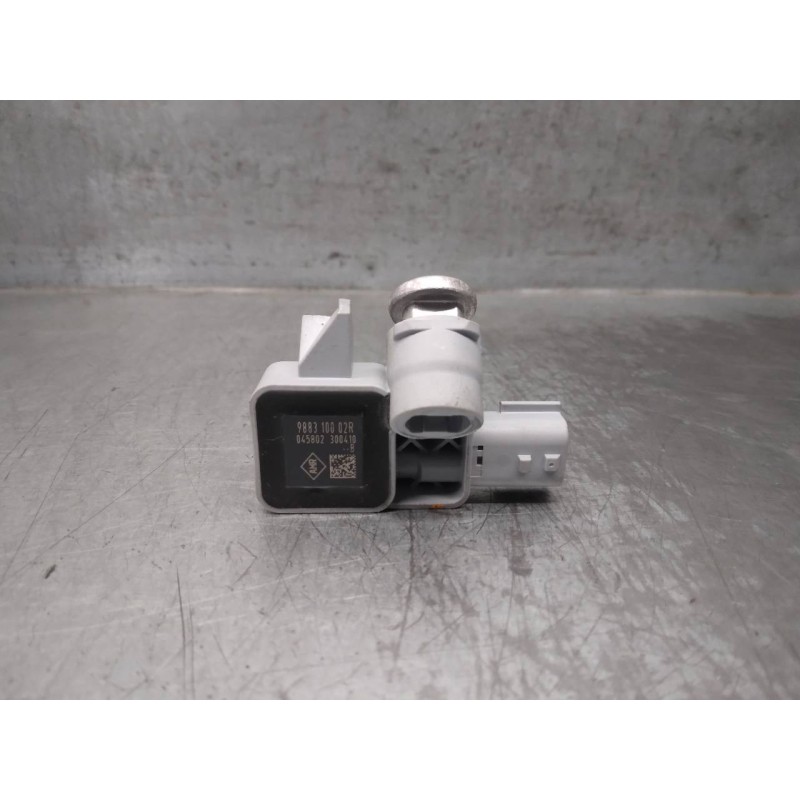 Recambio de sensor airbag para renault scenic iii 1.5 dci diesel referencia OEM IAM 988310002R 