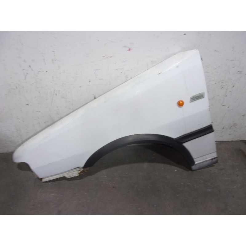 Recambio de aleta delantera izquierda para fiat uno (146) 1.4 cat referencia OEM IAM 7633767 BLANCA 