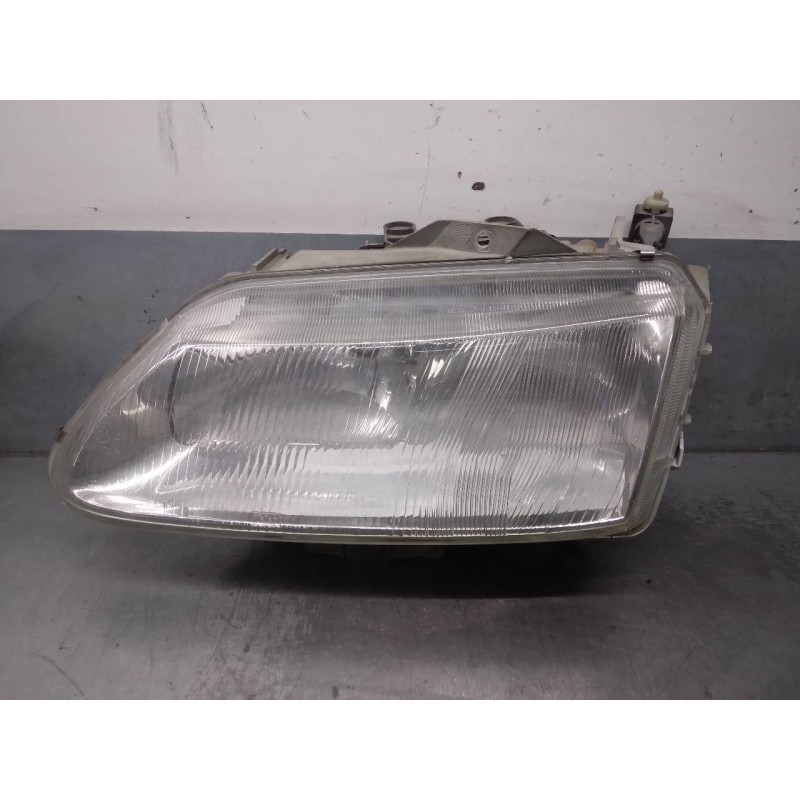 Recambio de faro izquierdo para renault laguna (b56) 1.8 mono cat referencia OEM IAM 7700820122 5 PUERTAS