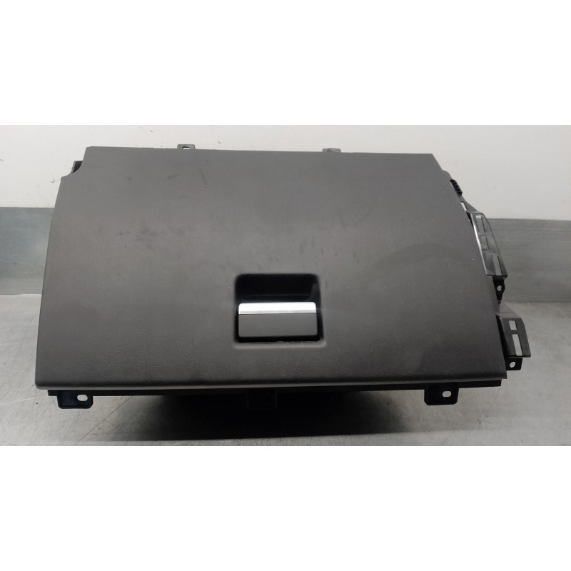 Recambio de guantera para land rover evoque 2.2 sd4 cat referencia OEM IAM 12D1357CAX 12D1386CA9 