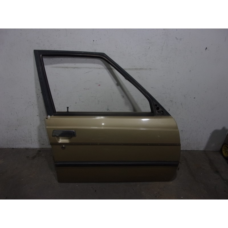 Recambio de puerta delantera derecha para renault 9 1.4 referencia OEM IAM  MARRON 4 PUERTAS