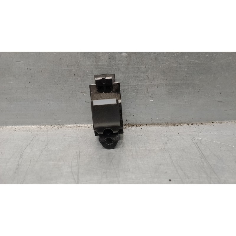 Recambio de mando elevalunas trasero izquierdo para land rover evoque 2.2 sd4 cat referencia OEM IAM BJ3214717AB BJ3214717AB 