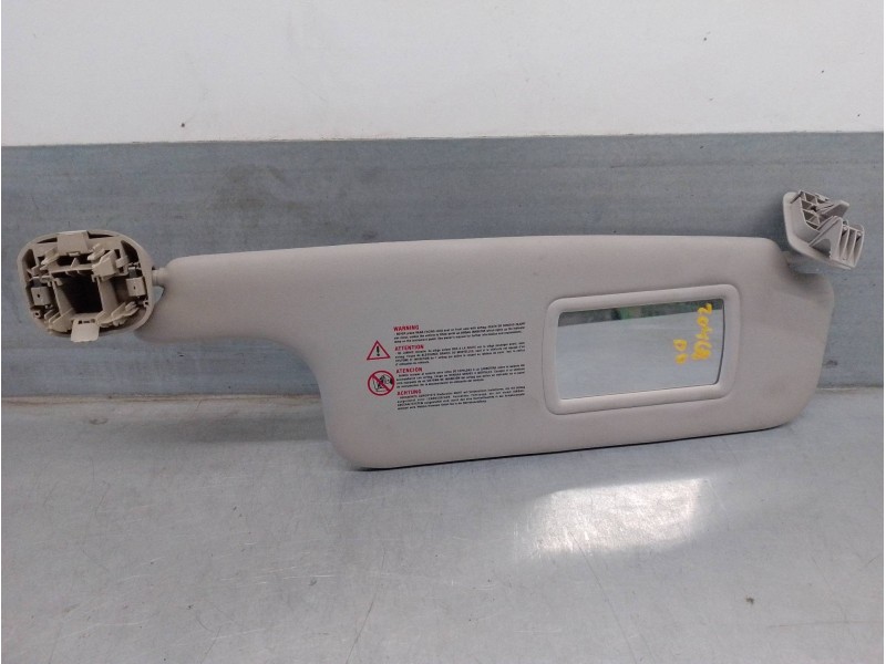 Recambio de parasol derecho para renault megane grand tour 1.5 referencia OEM IAM 8200246819  