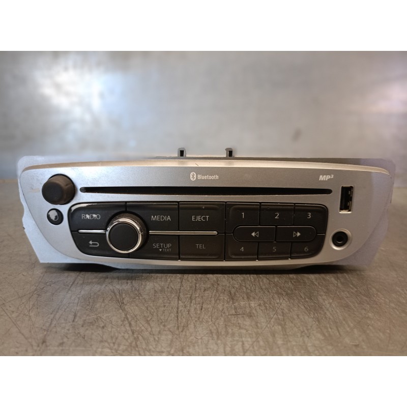 Recambio de sistema audio / radio cd para renault scenic iii 1.5 dci diesel fap referencia OEM IAM 281153266R A2C32333000 