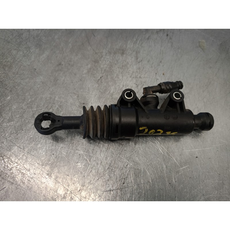 Recambio de bombin embrague para lancia phedra (180) 2.2 jtd referencia OEM IAM 1401258680  