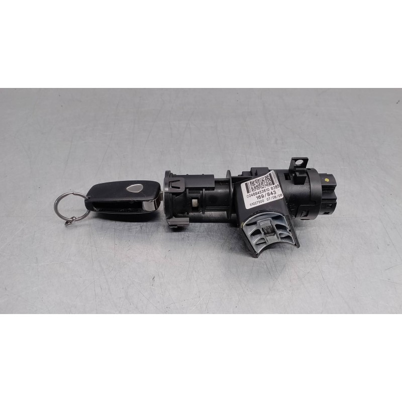 Recambio de conmutador de arranque para lancia ypsilon (101) 1.3 jtd 16v referencia OEM IAM 46845361  