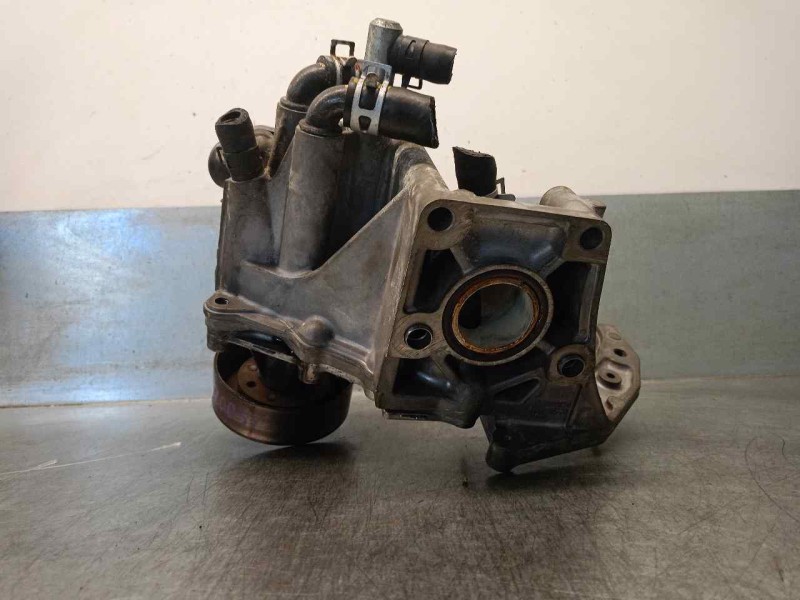 Recambio de bomba agua para mazda cx-7 (er) 2.2 turbodiesel cat referencia OEM IAM R2AA15176  