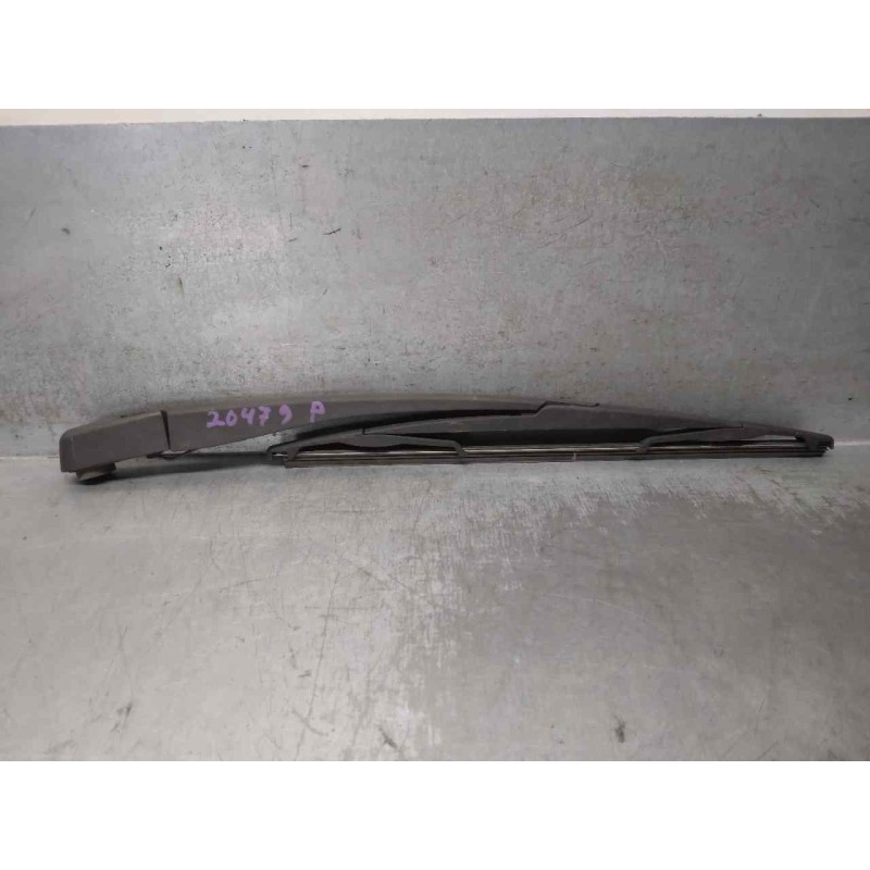 Recambio de brazo limpia trasero para opel zafira b 1.9 cdti referencia OEM IAM 13145552  