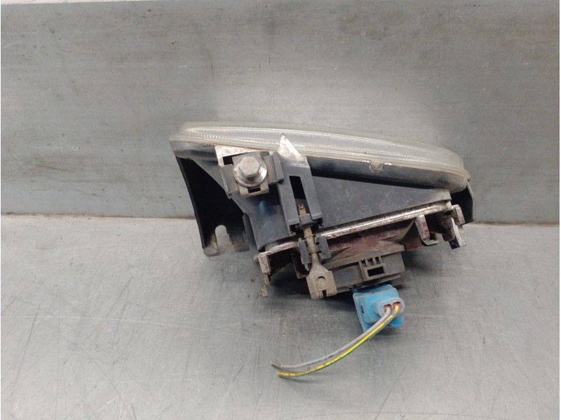 Recambio de faro antiniebla izquierdo para citroen saxo 1.5 diesel referencia OEM IAM 9618343580 67720231 VALEO