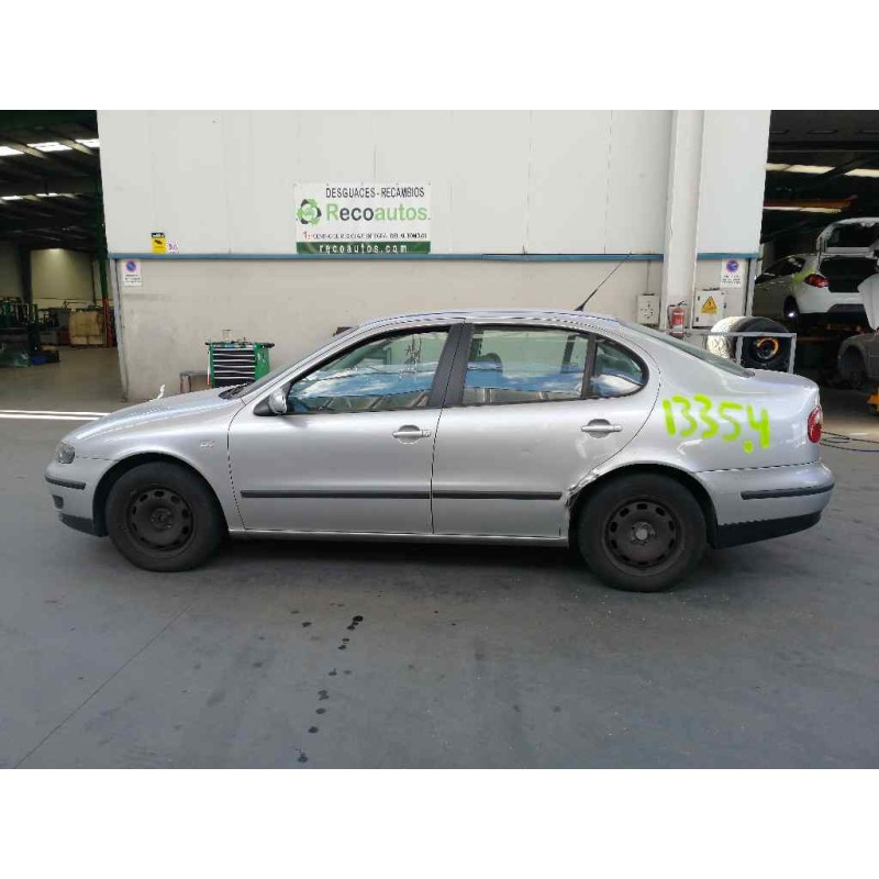 seat toledo (1m2) del año 2000