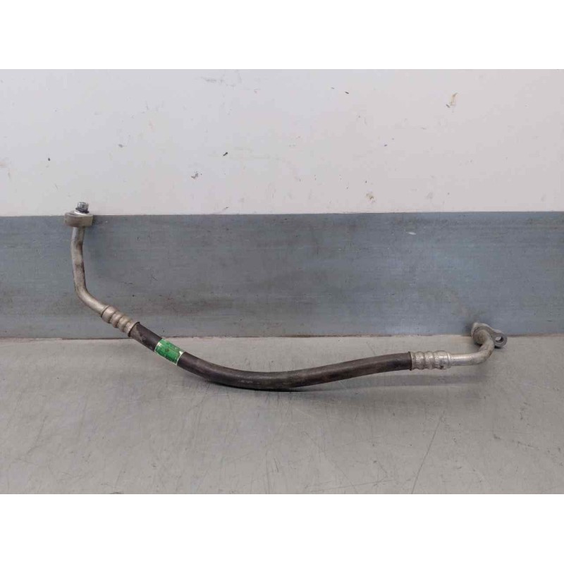 Recambio de tubos aire acondicionado para ssangyong rodius 2.7 turbodiesel cat referencia OEM IAM 6861021081  