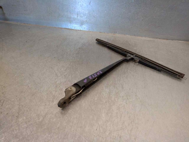 Recambio de brazo limpia trasero para peugeot 306 break 2.0 hdi cat referencia OEM IAM 6429L0  