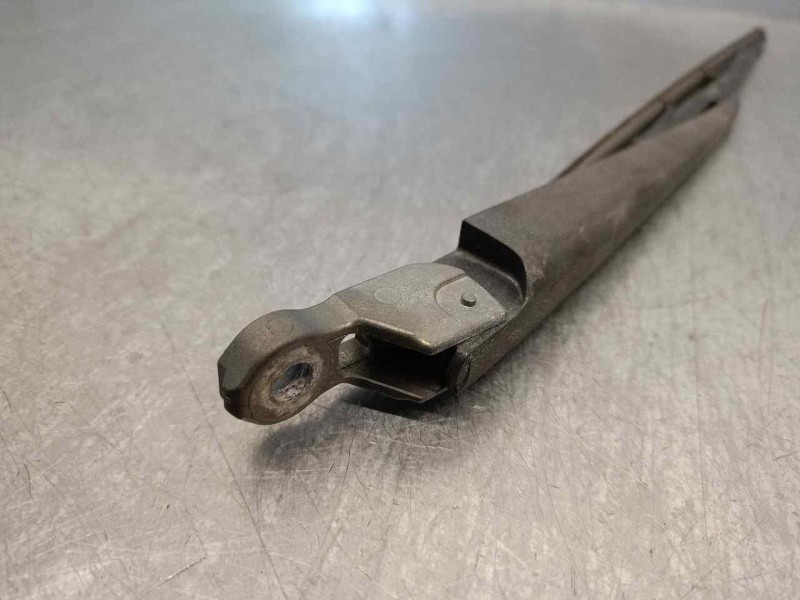 Recambio de brazo limpia trasero para peugeot 306 break 2.0 hdi cat referencia OEM IAM 6429L0  
