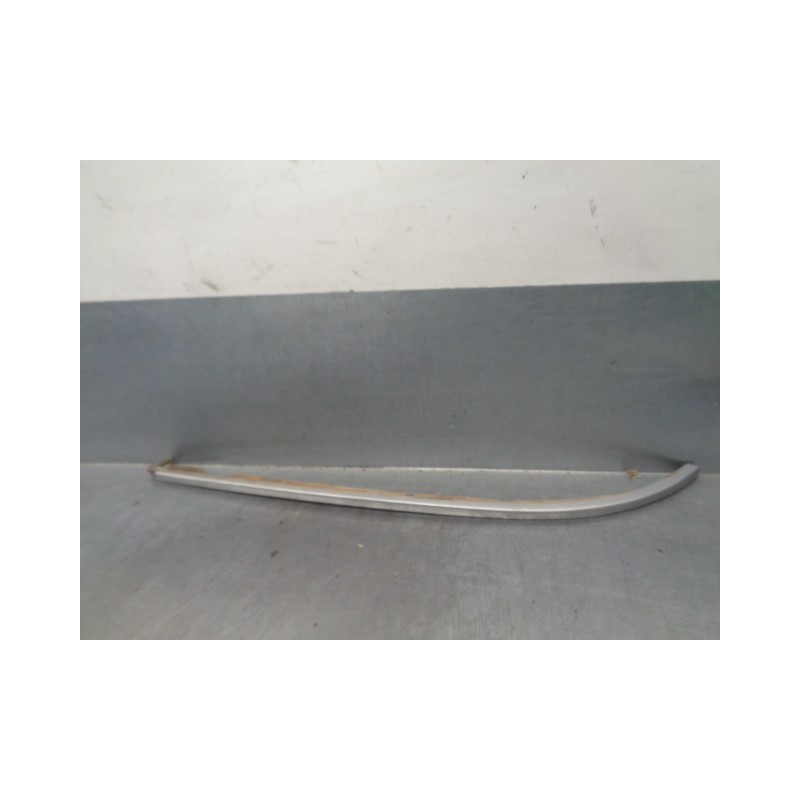 Recambio de cerquillo faro para bmw serie 5 berlina (e39) 3.0 24v turbodiesel cat referencia OEM IAM 51138159305  