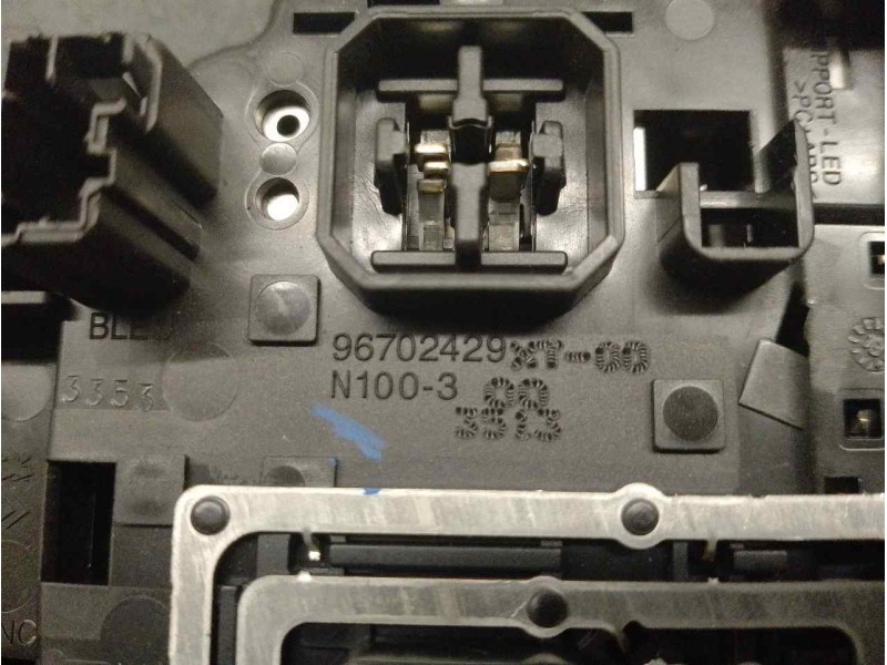 Recambio de luz interior para citroen ds5 2.0 hdi fap referencia OEM IAM 96702429XT00  
