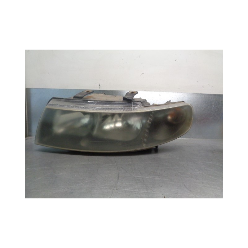 Recambio de faro izquierdo para seat toledo (1m2) select referencia OEM IAM 1M1941015 67742695 VALEO