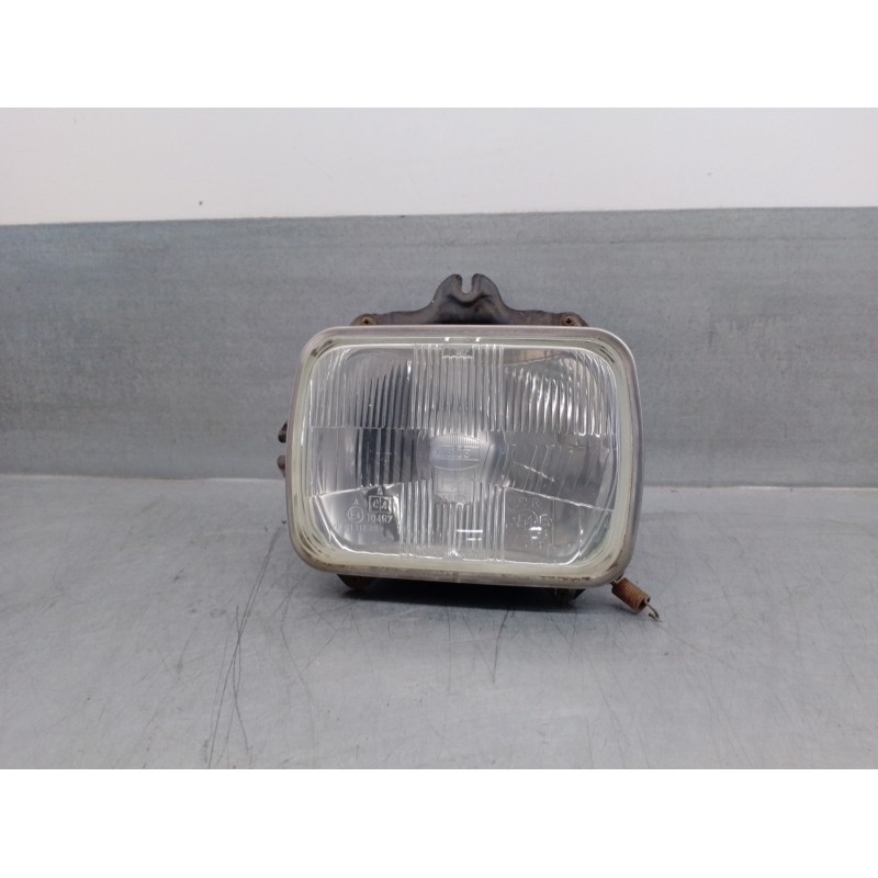 Recambio de faro izquierdo para toyota hilux 2.4 d (78cv/58kw) referencia OEM IAM 8115089159  2 PUERTAS