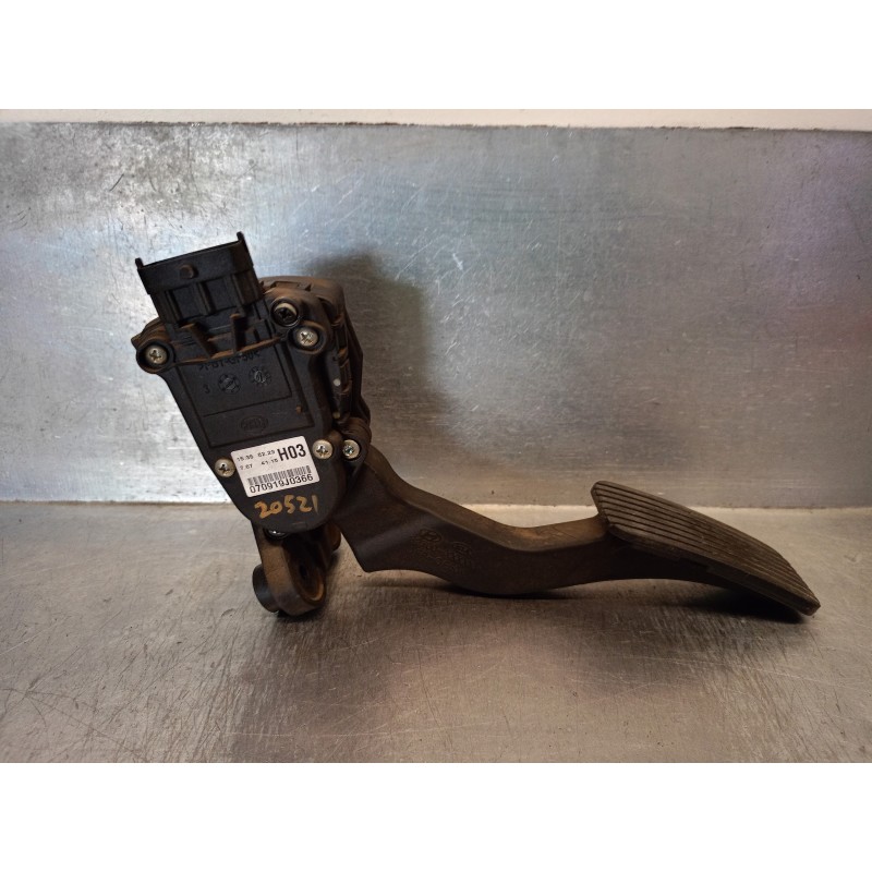Recambio de potenciometro pedal para kia cee´d 1.6 crdi cat referencia OEM IAM 327002H300 