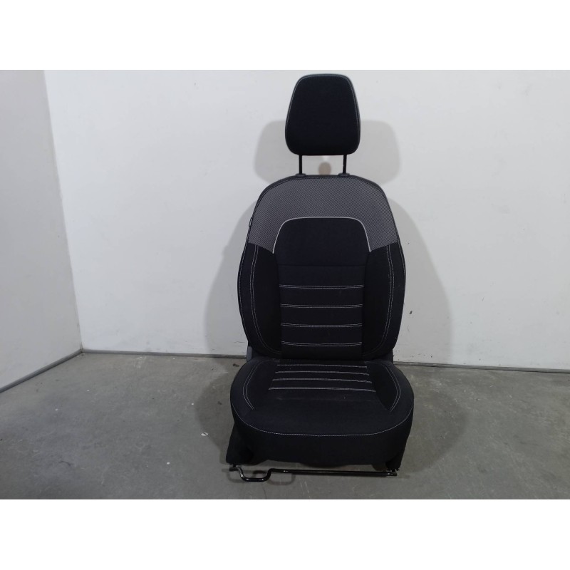 Recambio de asiento delantero derecho para dacia sandero 0.9 tce cat referencia OEM IAM 873200151R TELA NEGRA CON COSTURA EN BLA