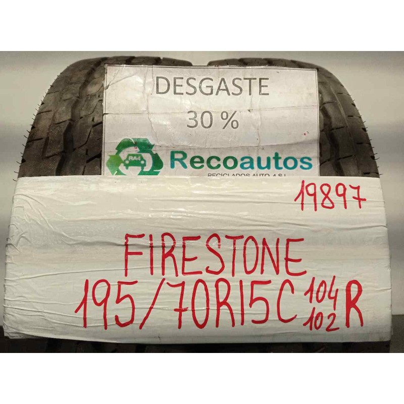 Recambio de neumatico firestone para nissan cabstar 01.04 3.0 diesel referencia OEM IAM 19570R15C104-102R FIRESTONE VANHAWK 2