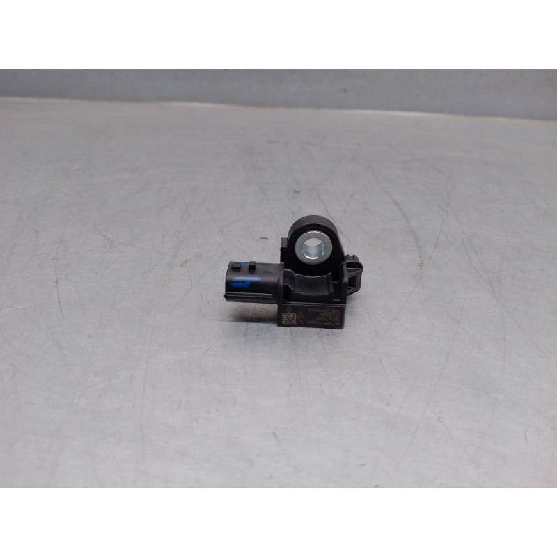 Recambio de sensor impacto para dacia sandero 0.9 tce cat referencia OEM IAM 988307904R  