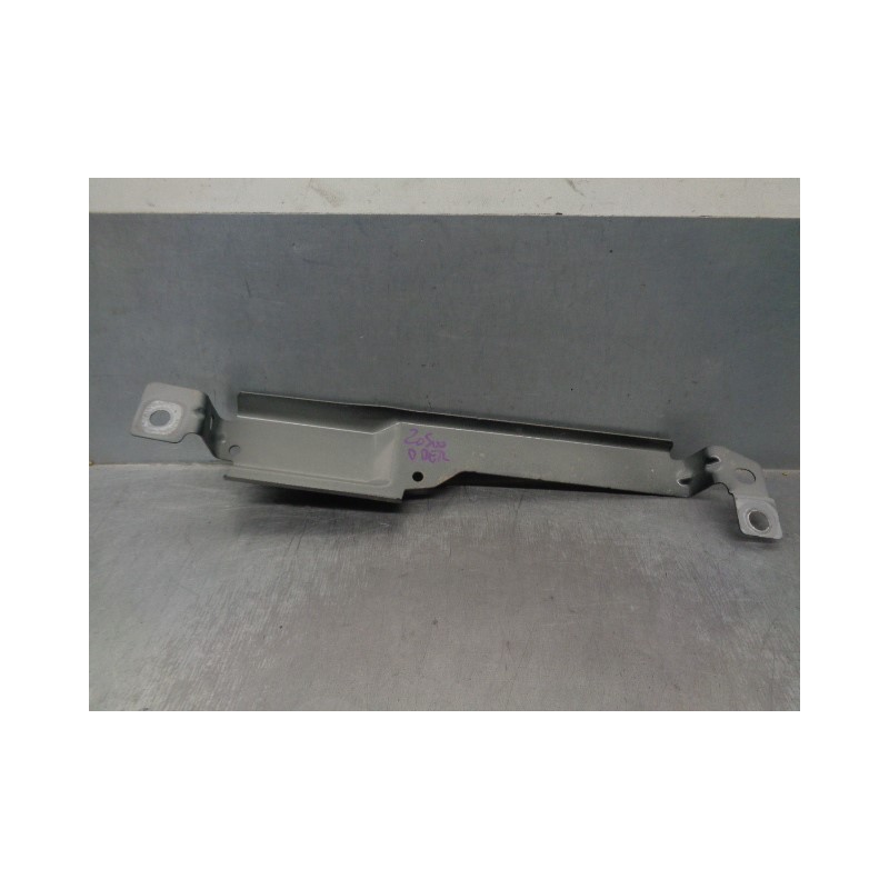 Recambio de moldura para volvo xc60 referencia OEM IAM 31424581  