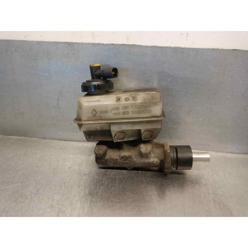 Recambio de bomba freno para renault laguna (b56) 1.8 cat referencia OEM IAM 7700823486  