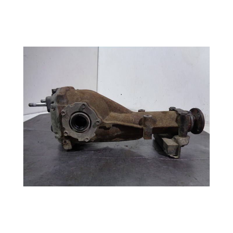 Recambio de diferencial trasero para subaru legacy kombi/outback b14 2.0 diesel cat referencia OEM IAM 27011AB181  