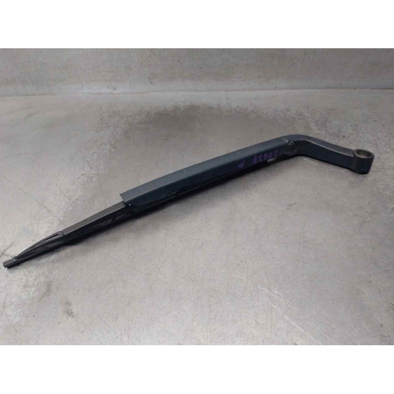 Recambio de brazo limpia trasero para land rover discovery 2.7 td v6 cat referencia OEM IAM DKB500101PMD  