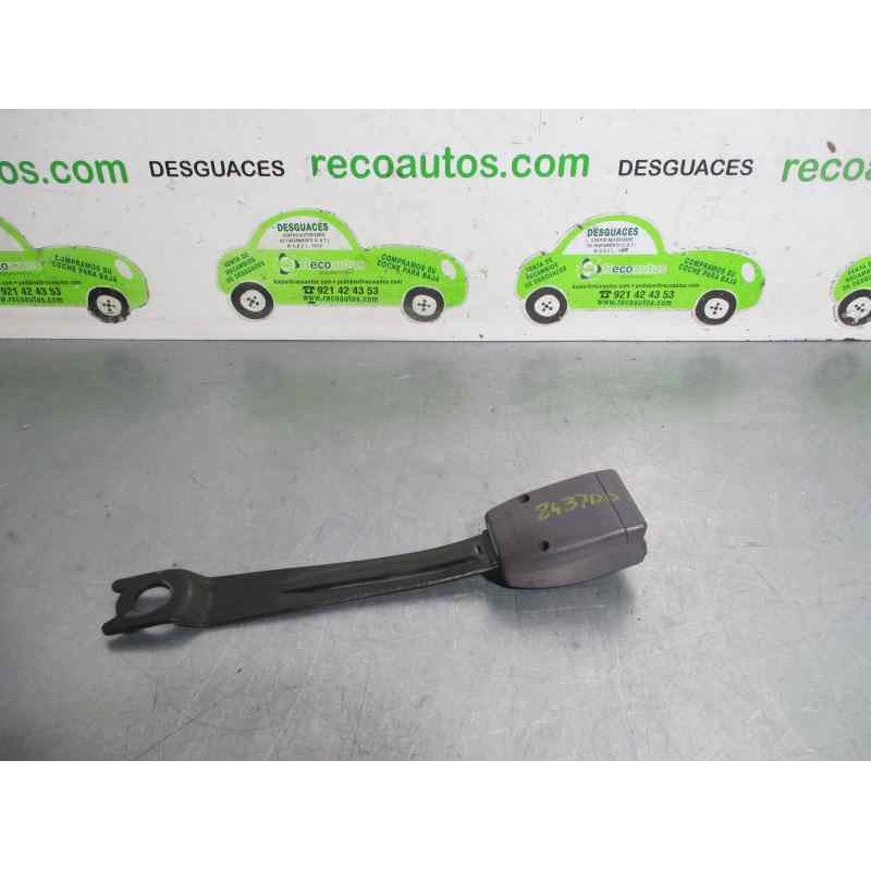 Recambio de enganche cinturon para toyota prius (nhw11) 1.5 16v cat referencia OEM IAM   