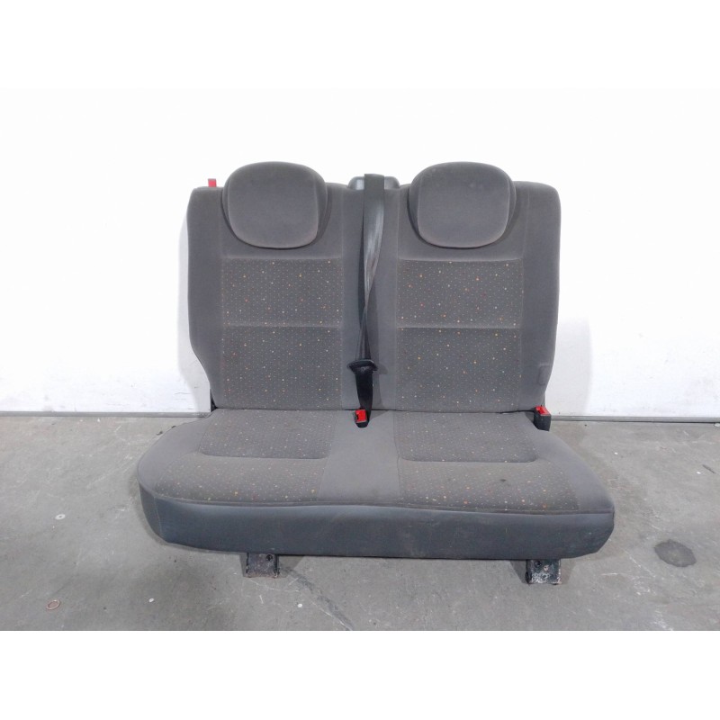 Recambio de asientos trasero derecho para citroen berlingo 1.9 diesel referencia OEM IAM 892522 TELA GRIS CON PUNTOS DE COLORES 