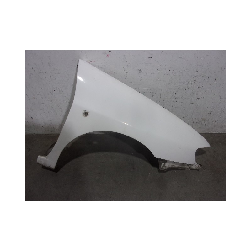 Recambio de aleta delantera derecha para seat ibiza (6k1) 1.4 referencia OEM IAM 6K0821022D BLANCA 