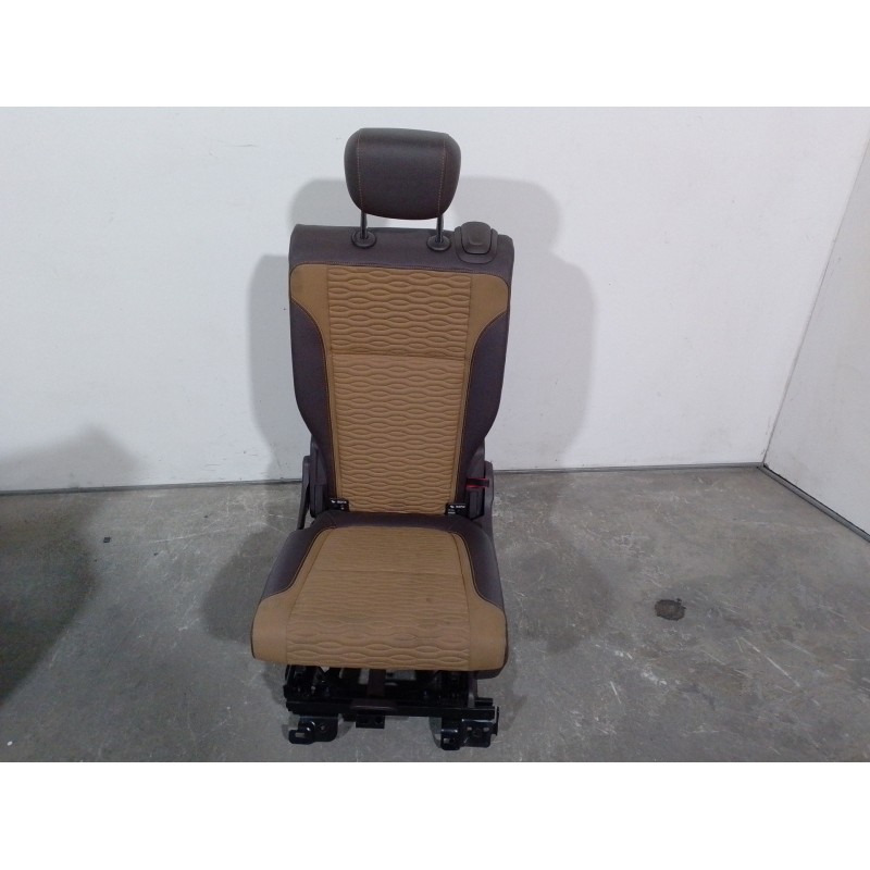 Recambio de asientos trasero izquierdo para opel zafira tourer 1.6 cdti dpf referencia OEM IAM 2302770 TELA Y CUERO MARRON 5 PUE
