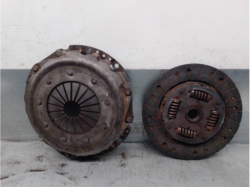 Recambio de kit embrague para fiat scudo (222) 1.9 turbodiesel referencia OEM IAM 71711641 1878002059 SACHS