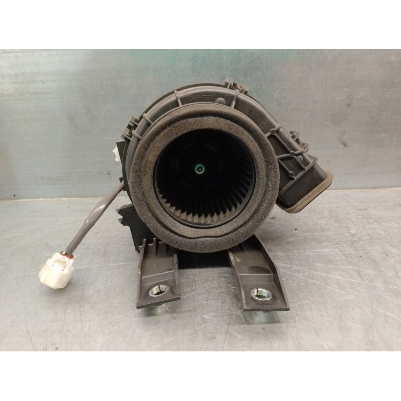 Recambio de ventilador calefaccion para toyota c-hr referencia OEM IAM G923047080 