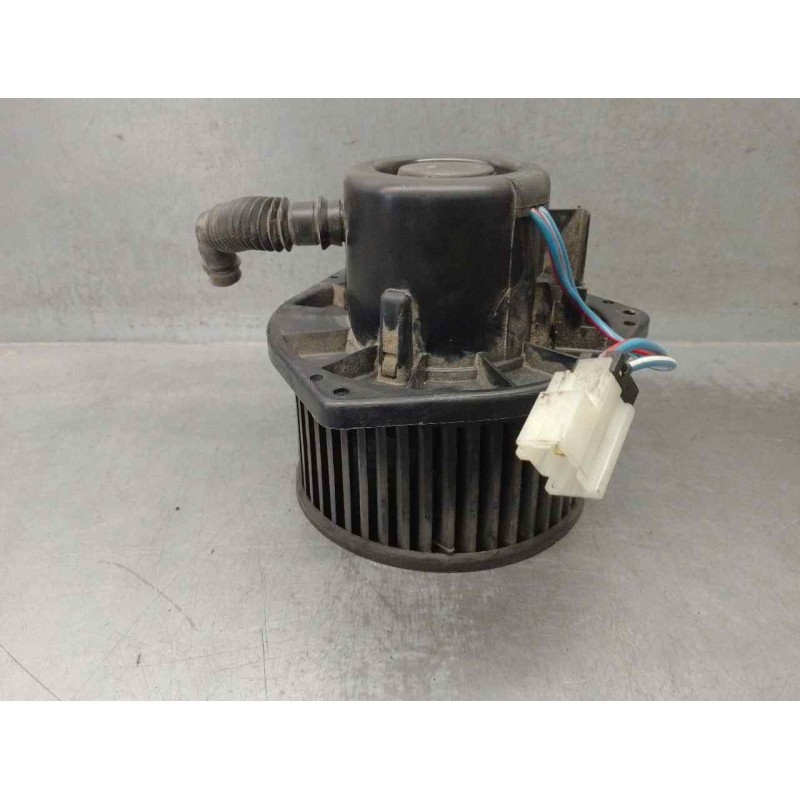 Recambio de motor calefaccion para nissan serena (c23m) 2.3 diesel referencia OEM IAM 272207C302 