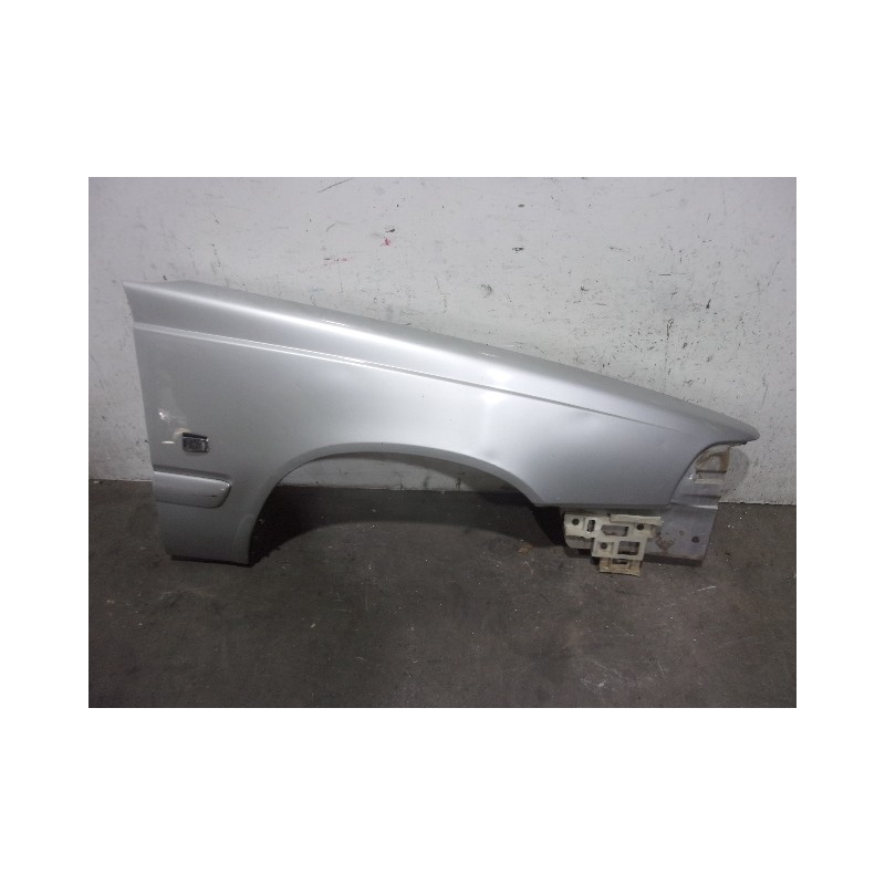 Recambio de aleta delantera derecha para volvo s70 berlina 2.5 20v cat referencia OEM IAM 9152680 GRIS 