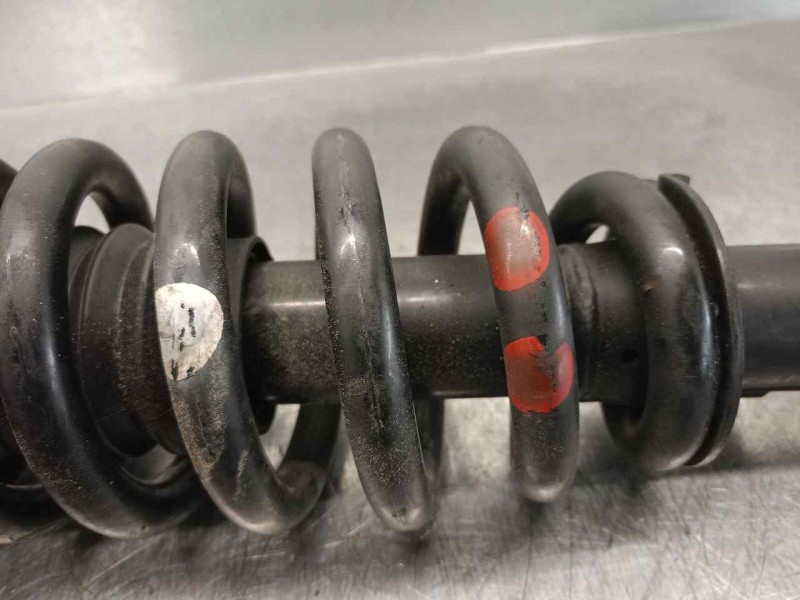 Recambio de amortiguador delantero izquierdo para kia sorento 2.5 crdi referencia OEM IAM 546303E100  