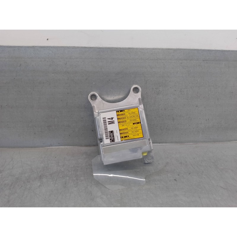 Recambio de centralita airbag para toyota land cruiser (j15) 3.0 turbodiesel cat referencia OEM IAM 8917060451 1503005383 DENSO