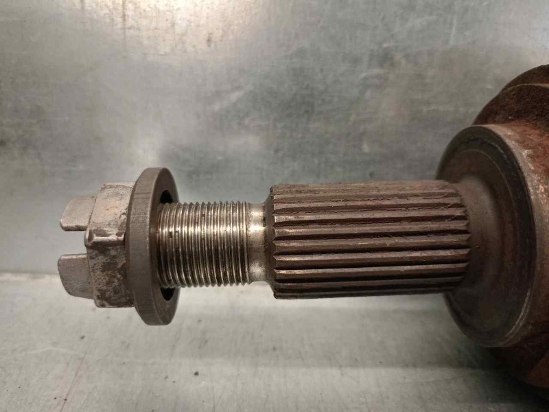 Recambio de transmision delantera derecha para renault megane grand tour referencia OEM IAM 8200383708  