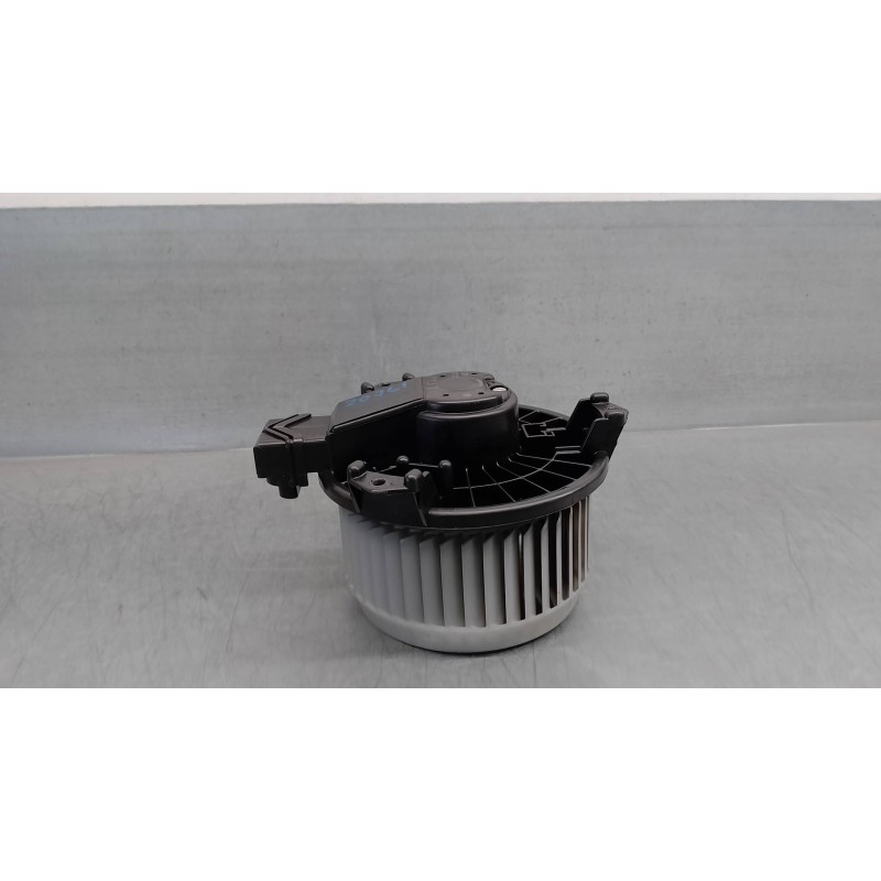 Recambio de motor calefaccion para toyota yaris 1.0 cat referencia OEM IAM   