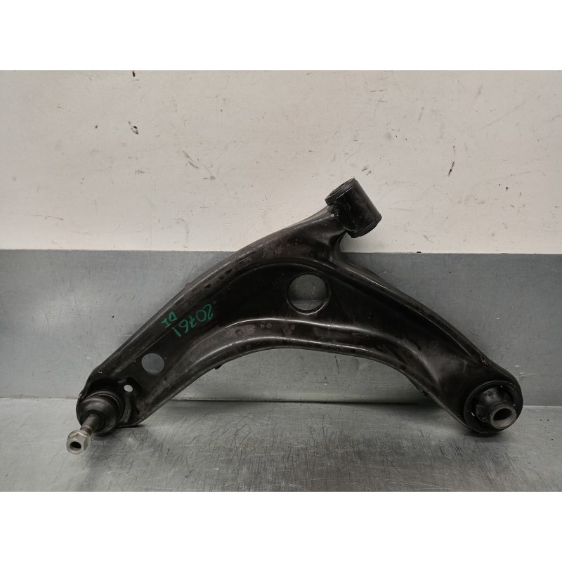 Recambio de brazo suspension inferior delantero izquierdo para toyota yaris 1.0 cat referencia OEM IAM 4806909140  