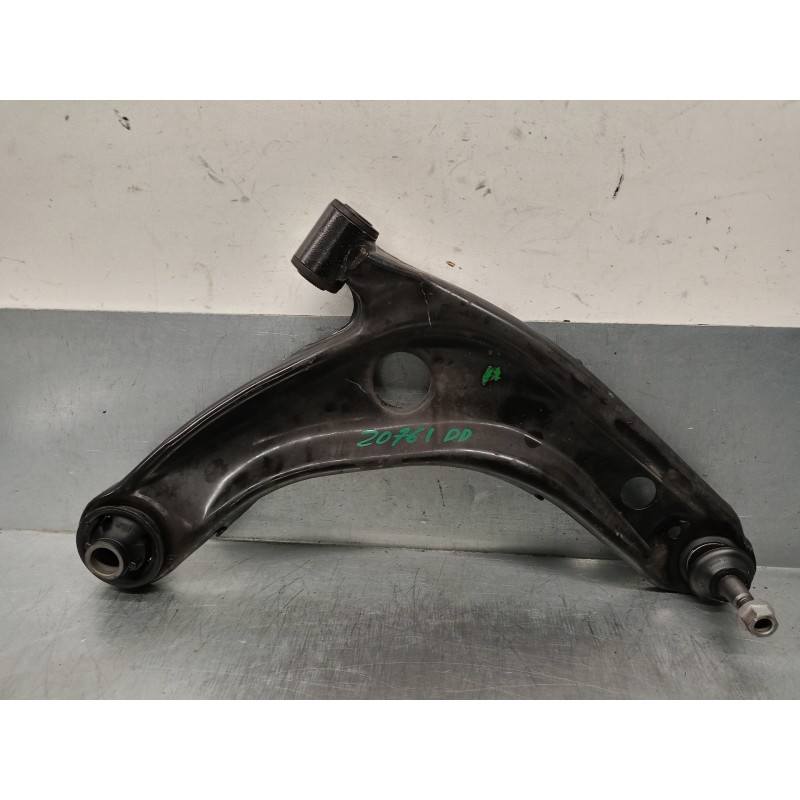 Recambio de brazo suspension inferior delantero derecho para toyota yaris 1.0 cat referencia OEM IAM 4806809150  