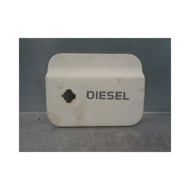 Recambio de tapa exterior combustible para nissan vanette (c 220) 2.0 diesel referencia OEM IAM 7883011C30 