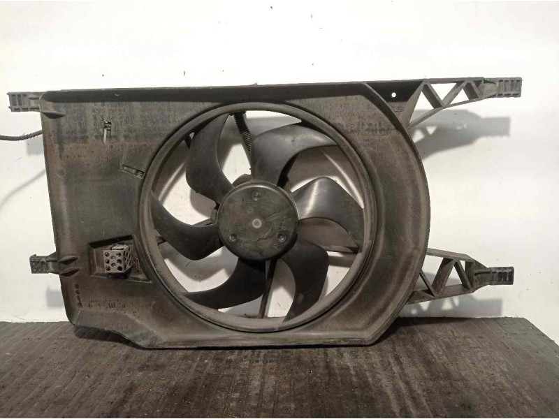 Recambio de electroventilador para renault vel satis (bj0) 2.0 16v turbo referencia OEM IAM 8200350690  