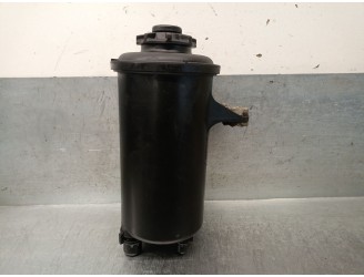 Recambio de deposito servo para bmw x5 (e70) 3.0 turbodiesel referencia OEM IAM 10617211 32416782286 GEIGER TECHNIK