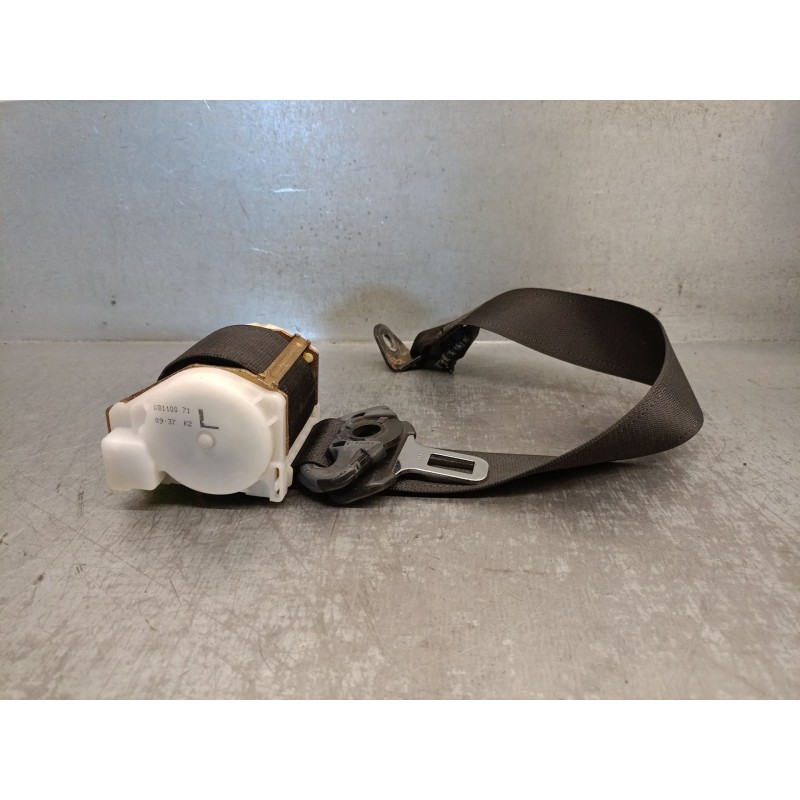 Recambio de cinturon seguridad trasero izquierdo para opel vectra b berlina 1.6 16v referencia OEM IAM 90462771 197090 