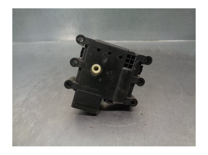 Recambio de motor apertura trampillas climatizador para mazda cx-7 (er) 2.2 turbodiesel cat referencia OEM IAM GP9A61A70A 