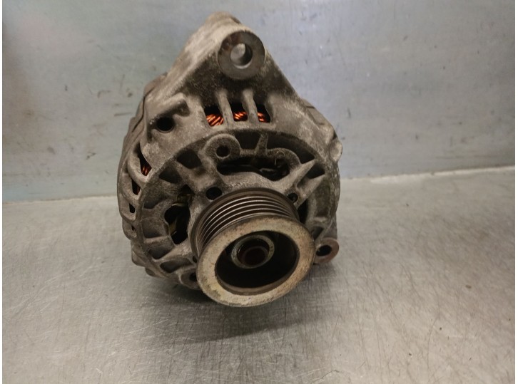 Replacement alternator for Citroën Xsara Berlina 1.8 16v cat (LFY / XU7JP4) OEM IAM reference 5705S2 5705S2 BOSCH