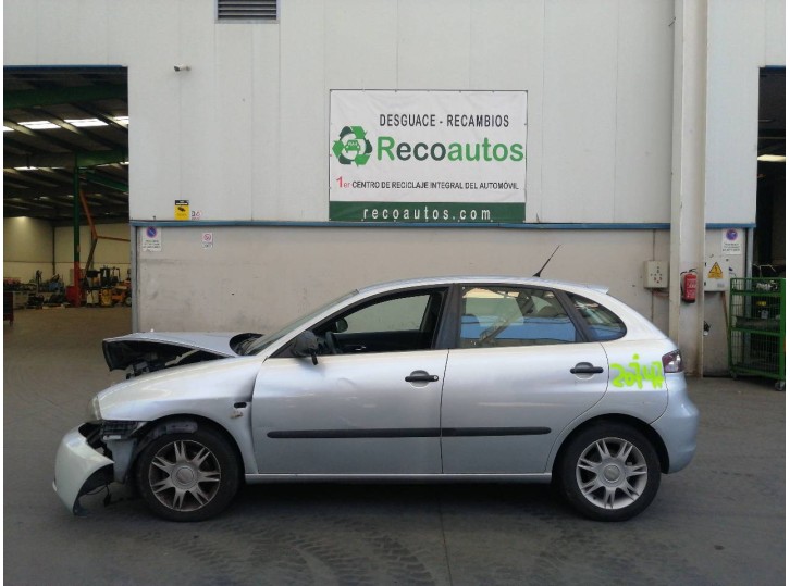 seat ibiza (6l1) del año 2008